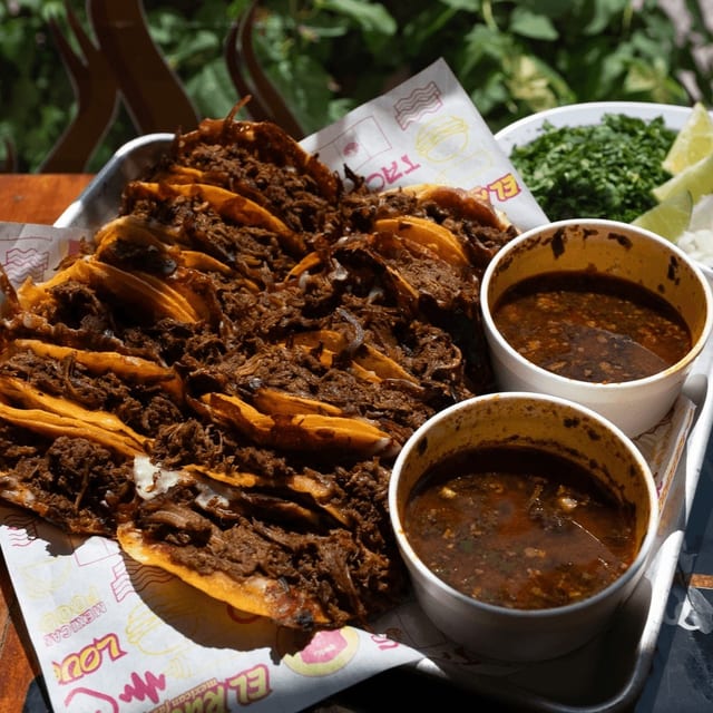 Bandeja De Birria.