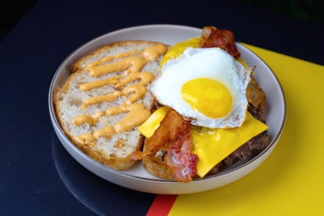2X1 Big Papa Sandwich Promo.