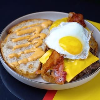 2X1 Big Papa Sandwich Promo